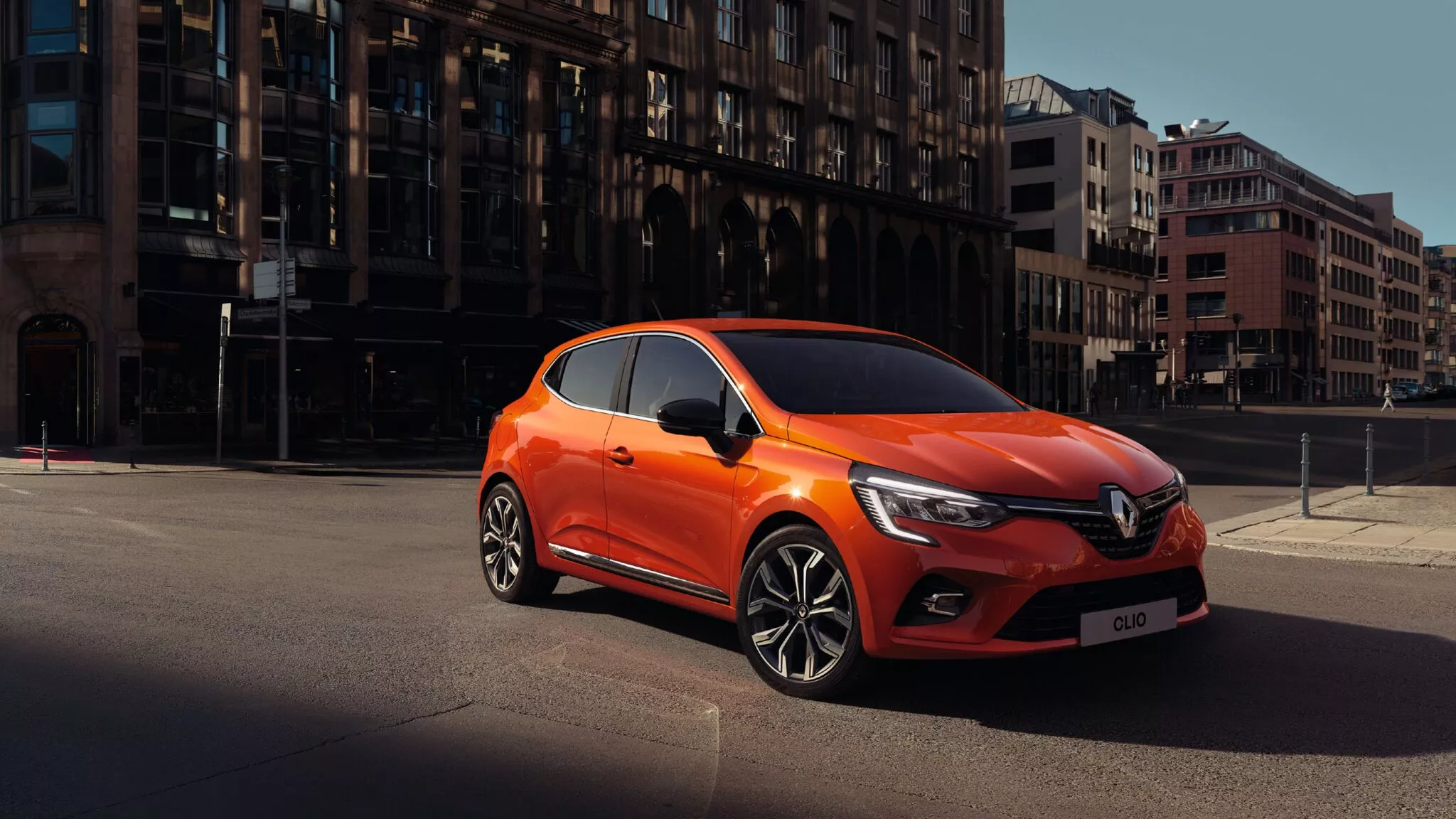 The New Renault CLIO comes with advanced ADAS - Renault Group