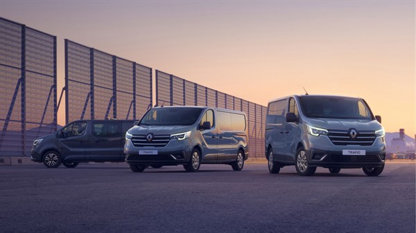 renault-trafic-van-f82-ph2-023_ig_w600_h337