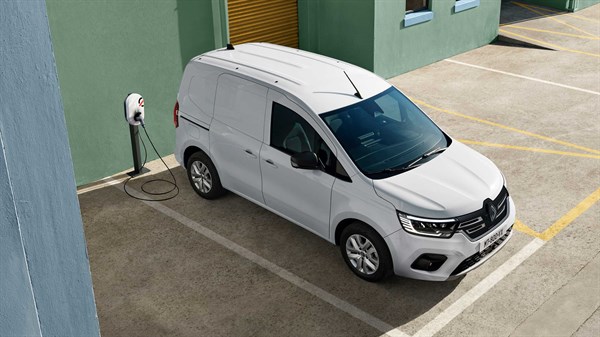 renault-kangoo-van-ffk-ph1-electric-powertrain-006_ig_w600_h337
