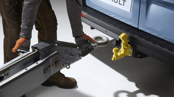 renault-trafic-van-f82-ph2-018_ig_w600_h337
