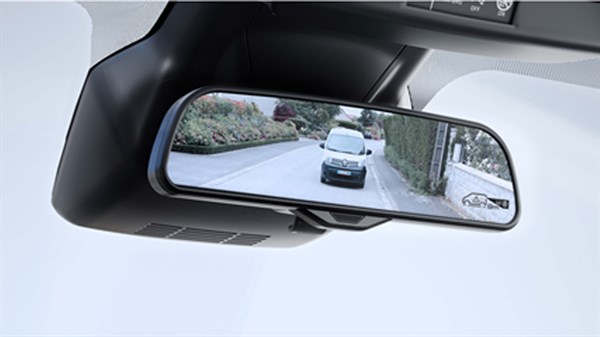 renault-trafic-van-f82-ph2-019_ig_w600_h337