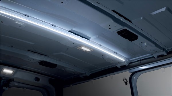 renault-trafic-van-f82-ph2-020_ig_w600_h337