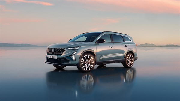 renault-editorial-etech-hev-003_ig_w600_h337