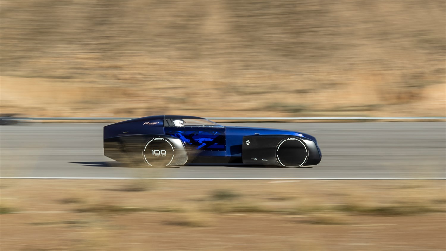 renault-filante-record-z41-concept-019_ig_w1500_h843