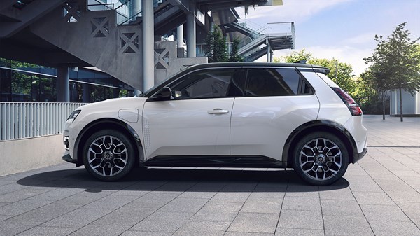 renault5-roland-garros-016_ig_w600_h337