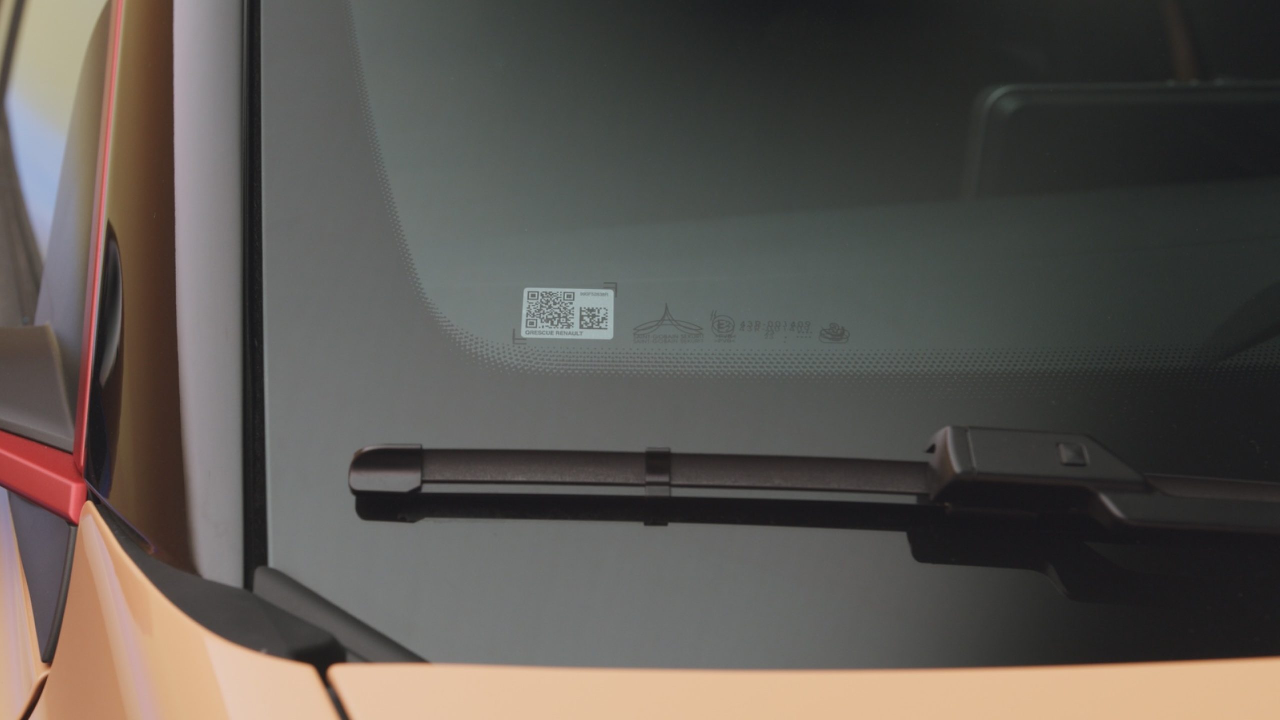 renault-5-my26-safety-028